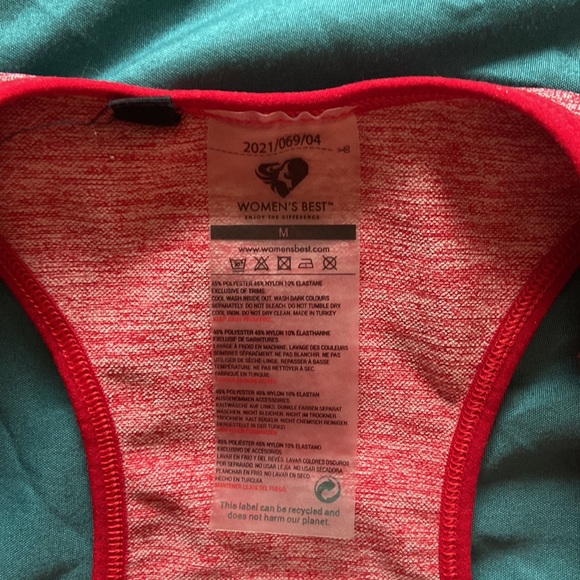 WOMEN’S BEST SPORTS BRA - Picture 3 of 3